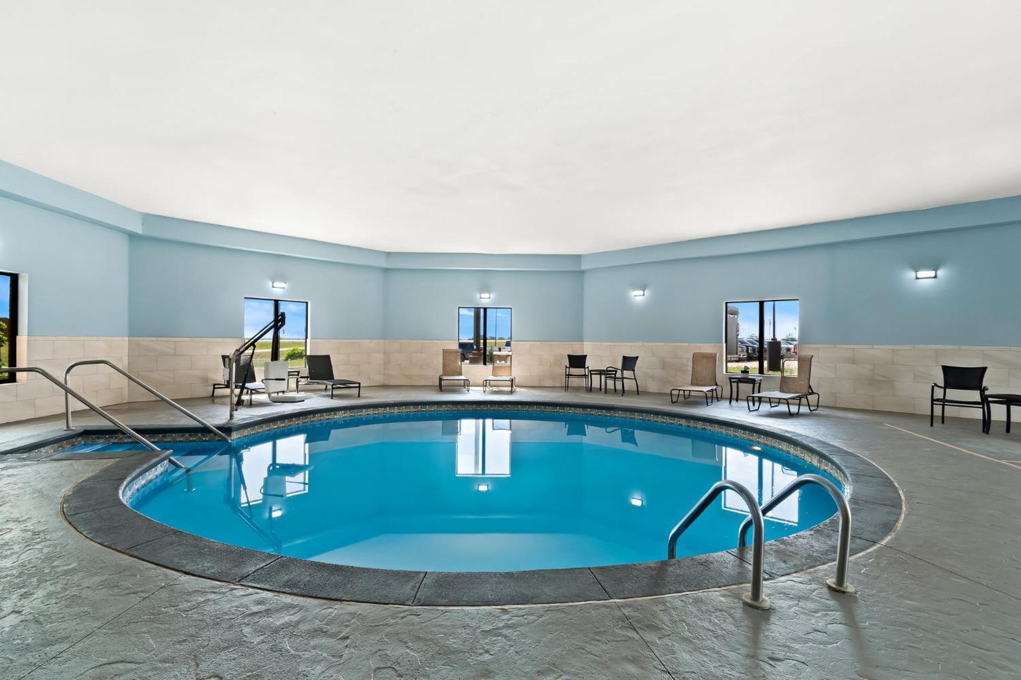 Holiday Inn Express & Suites Perry By Ihg Extérieur photo