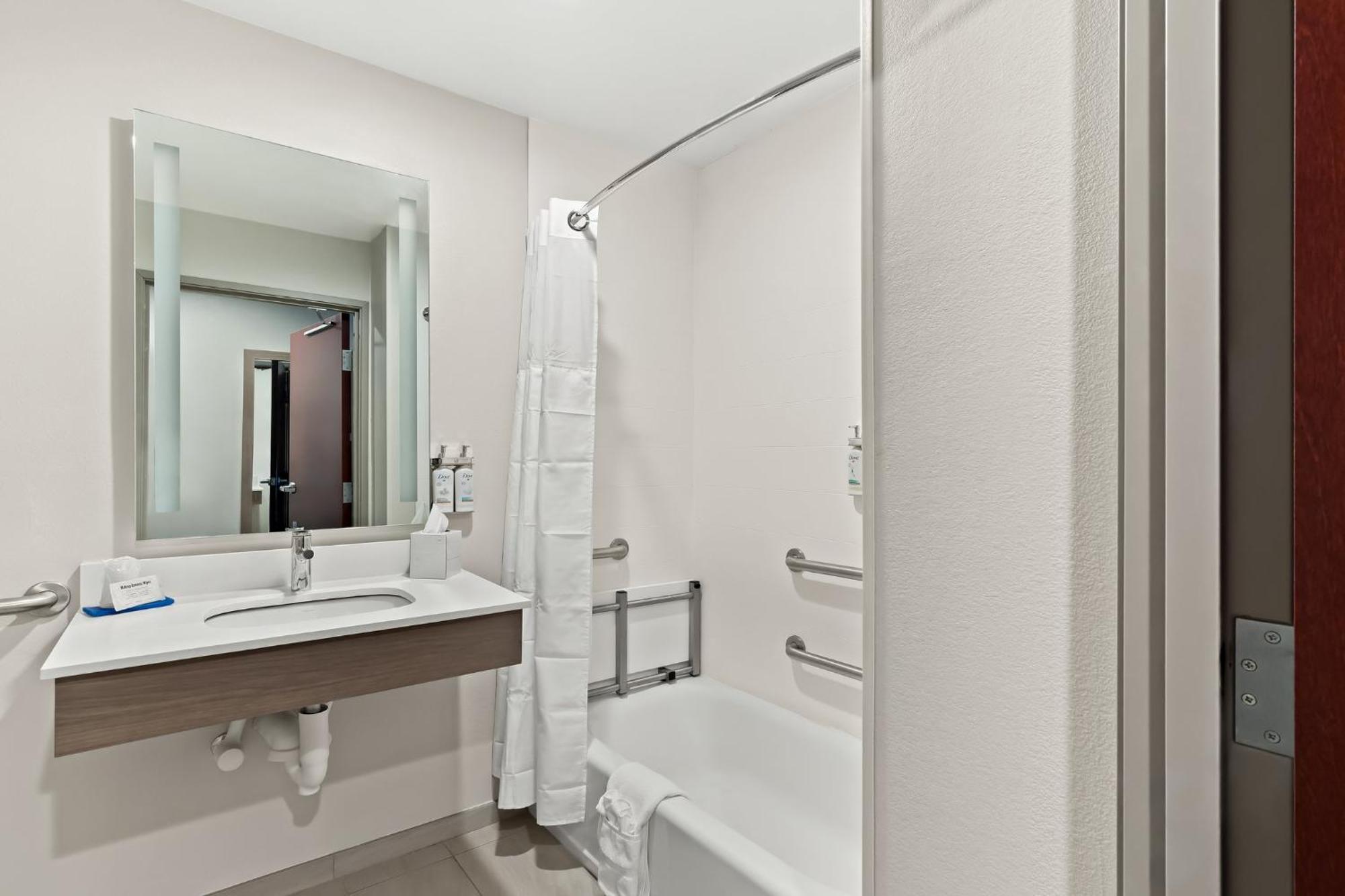 Holiday Inn Express & Suites Perry By Ihg Extérieur photo